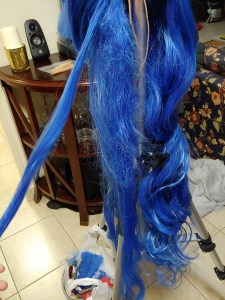 Floofing the ponytail clip